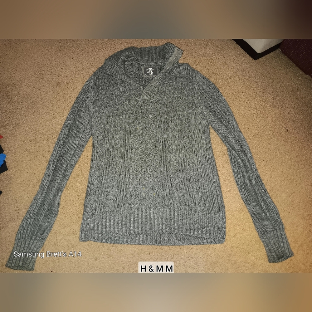 H&M CARDIGAN SWEATER